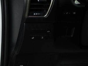 Внедорожник Lexus NX 2017 года, 2897444 рублей, Москва