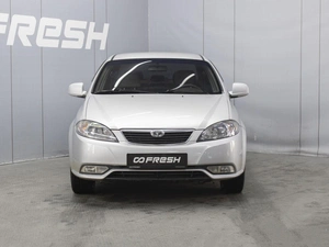 Седан Daewoo Gentra 2013 года, 520000 рублей, Омск