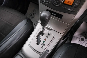 Универсал Toyota Corolla Fielder 2010 года, 999000 рублей, Красноярск