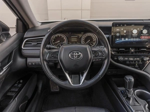 Седан Toyota Camry 2022 года, 2799000 рублей, Саратов