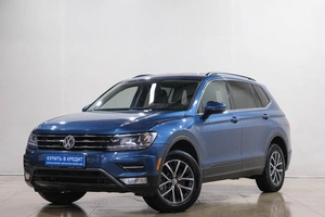 Внедорожник Volkswagen Tiguan 2018 года, 2749000 рублей, Новокузнецк