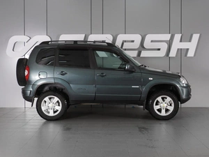 Внедорожник Chevrolet Niva 2013 года, 650000 рублей, Минеральные Воды