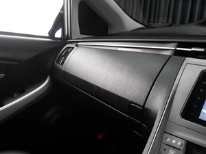 Лифтбек Toyota Prius 2013 года, 1449000 рублей, Тюмень