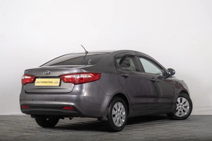 Седан Kia Rio 2012 года, 929000 рублей, Томск