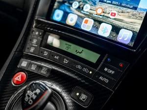 Лифтбек Toyota Prius 2012 года, 1350000 рублей, Красноярск