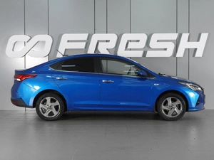 Седан Hyundai Solaris 2021 года, 1819000 рублей, Красный Пахарь