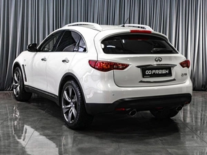 Внедорожник Infiniti QX70 2014 года, 2969000 рублей, Тюмень