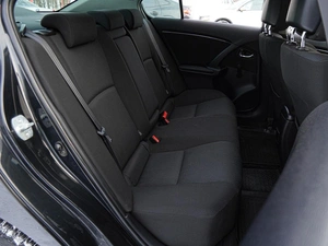 Седан Toyota Avensis 2010 года, 1050000 рублей, Волгоград