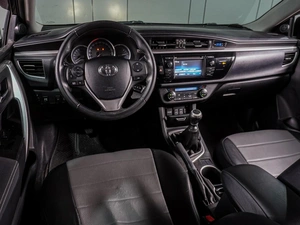 Седан Toyota Corolla 2014 года, 1349000 рублей, Воронеж