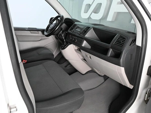 Volkswagen Transporter, T6 (2015—н. в.), 2.0 TDI MT (102 л.с.) 2019г. 2019 года, 2679000 рублей, Аксай