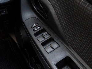 Хетчбэк Toyota Vitz 2019 года, 990000 рублей, Краснодар