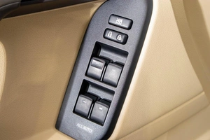 Внедорожник Toyota Land Cruiser Prado 2016 года, 3399000 рублей, Барнаул