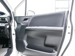 Минивэн Honda Freed 2010 года, 949000 рублей, Красноярск