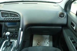 Внедорожник Peugeot 3008 2012 года, 979000 рублей, Омск