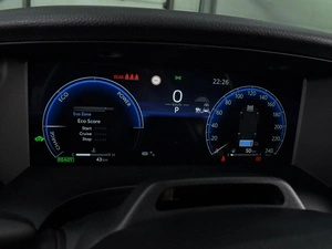 Седан Toyota Camry 2025 года, 4825000 рублей, Воронеж