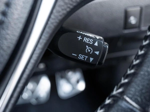 Хетчбэк Toyota Auris 2015 года, 1215000 рублей, Ставрополь