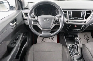 Седан Hyundai Solaris 2019 года, 1499000 рублей, Красноярск