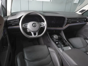 Внедорожник Volkswagen Touareg 2018 года, 4420000 рублей, Ростов-на-Дону
