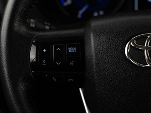 Пикап Toyota Hilux 2017 года, 3749999 рублей, Москва