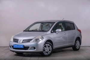 Хетчбэк Nissan Tiida 2010 года, 779000 рублей, Томск