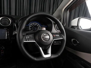 Хетчбэк Nissan Note 2017 года, 1089000 рублей, Тюмень