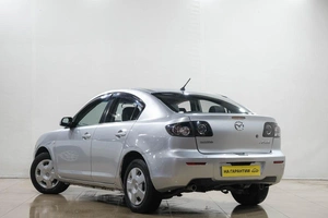Седан Mazda Axela 2007 года, 529000 рублей, Новокузнецк