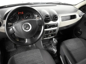 Хетчбэк Renault Sandero 2011 года, 509900 рублей, Казань