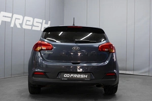 Хетчбэк Kia Ceed 2012 года, 1090000 рублей, Омск