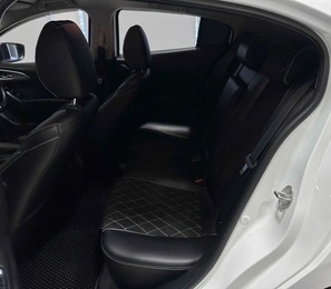 Седан Mazda Axela 2017 года, 1477000 рублей, Красноярск