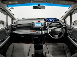 Минивэн Honda Freed 2012 года, 1075000 рублей, Красноярск