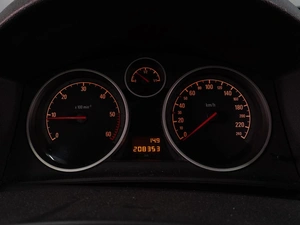 Универсал Opel Astra 2010 года, 579000 рублей, Воронеж