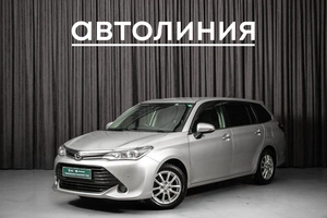 Универсал Toyota Corolla Fielder 2017 года, 1210000 рублей, Красноярск