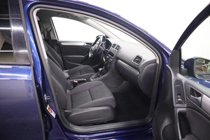 Хэтчбек Volkswagen Golf 2012 года, 920000 рублей, Брянск