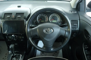 Универсал Toyota Corolla Fielder 2012 года, 1339000 рублей, Омск