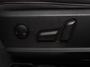 Внедорожник Haval F7x 2022 года, 2100000 рублей, Красный Пахарь