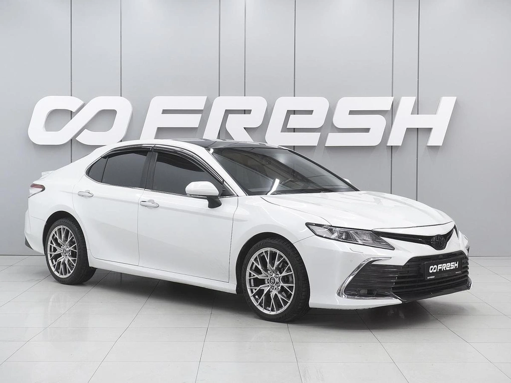 Седан Toyota Camry 2018 года, 2150000 рублей, Ростов-на-Дону