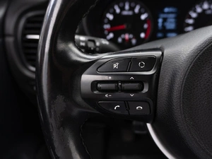 Седан Kia Rio 2017 года, 1179000 рублей, Саратов