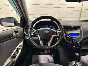 Хетчбэк Hyundai Solaris 2013 года, 865000 рублей, Красноярск