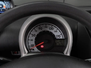 Хетчбэк Peugeot 107 2011 года, 530000 рублей, Тюмень