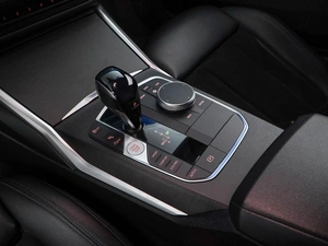 Седан BMW 3 серия 2019 года, 3670000 рублей, Москва