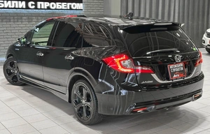 Хетчбэк Honda Jade 2019 года, 1650000 рублей, Красноярск