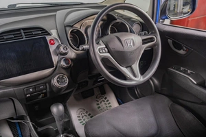 Хетчбэк Honda Fit 2011 года, 969000 рублей, Томск