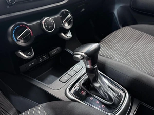 Хетчбэк Kia Rio X-Line 2018 года, 1850000 рублей, Орёл
