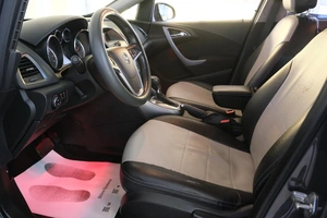 Универсал Opel Astra 2013 года, 989000 рублей, Омск