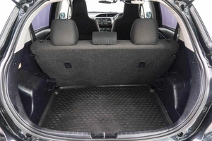 Хетчбэк Toyota Vitz 2017 года, 829000 рублей, Красноярск