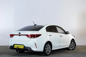 Седан Kia Rio 2021 года, 1719000 рублей, Тюмень