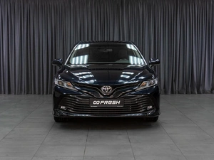 Седан Toyota Camry 2019 года, 3819000 рублей, Тюмень