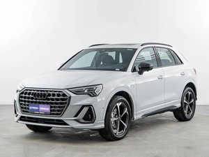 Внедорожник Audi Q3 2025 года, 4949050 рублей, Москва