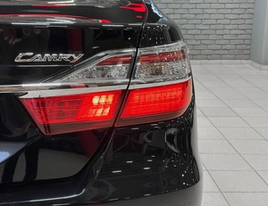 Седан Toyota Camry 2017 года, 2407000 рублей, Красноярск