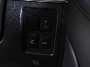 Внедорожник Toyota Land Cruiser 2019 года, 7899000 рублей, Воронеж